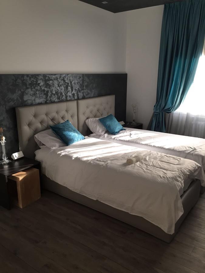 Double A Guest House Mestre Exterior foto