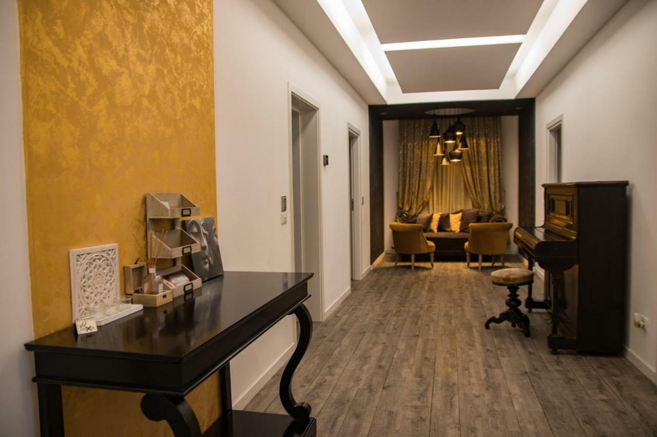 Double A Guest House Mestre Exterior foto